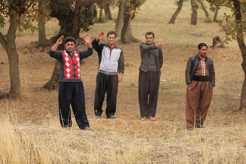 ورود کاروان همدلی اصفهان به مناطق زلزله زده غرب کشور