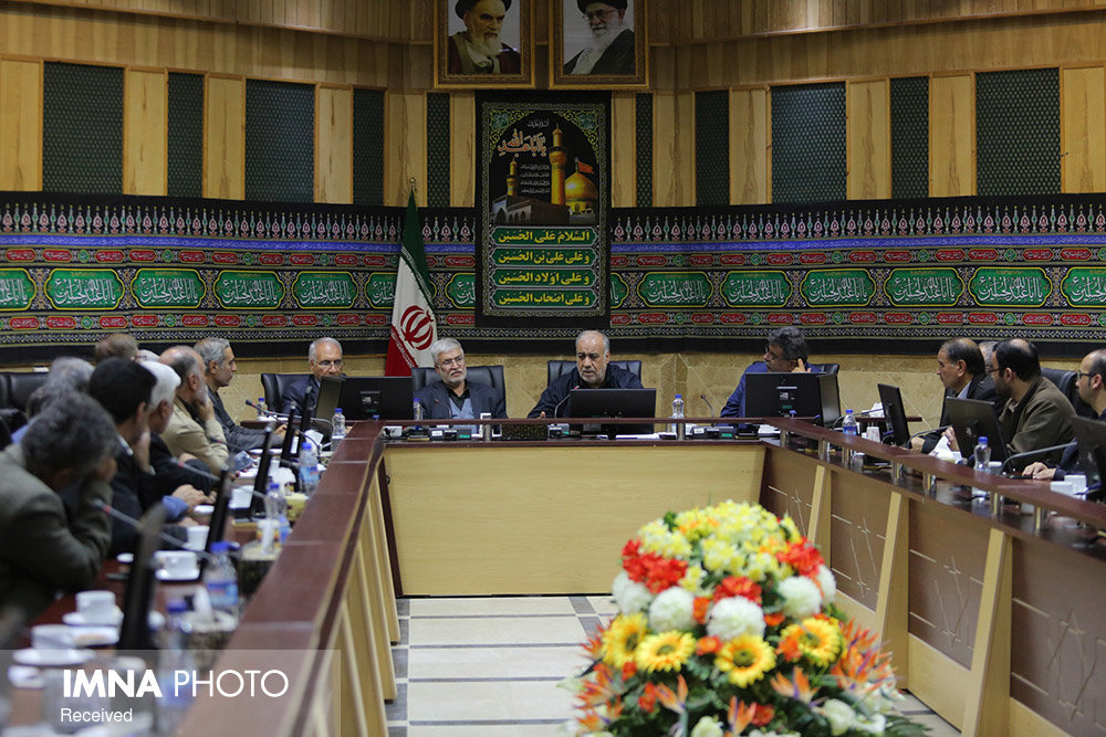 زلزله خسارت بسیاری به زیرساختهای کرمانشاه وارد کرد/ ساختمان های دولتی بیشتر آسیب دید