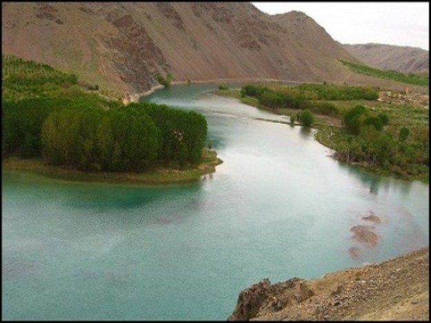 آزادسازی ۲۹۰ هکتار از اراضی رودخانه‌های استان اصفهان در دو سال اخیر
