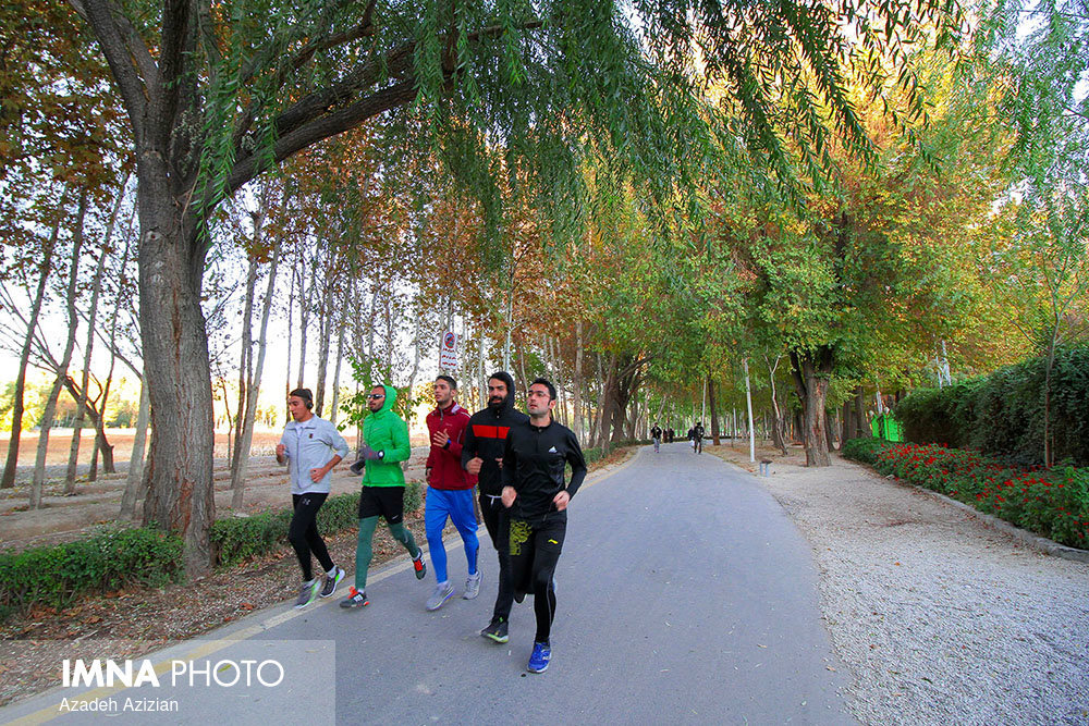 Isfahan’s Beauties in Photos: Najvan Forest Park