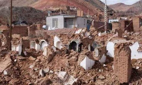 شرایط آب شرب مناطق زلزله‌زده کرمان در حالت عادی است