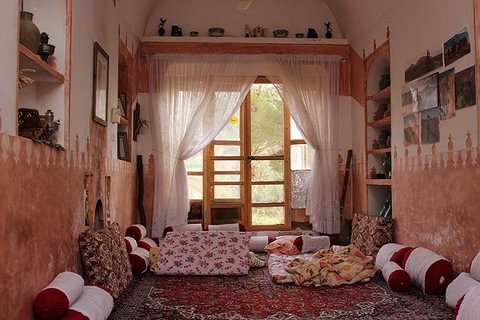 تاسیس ۲۰ اقامتگاه بومگردی در استان/احیاء بزرگترین بافت تاریخی روستایی در نجف‌آباد