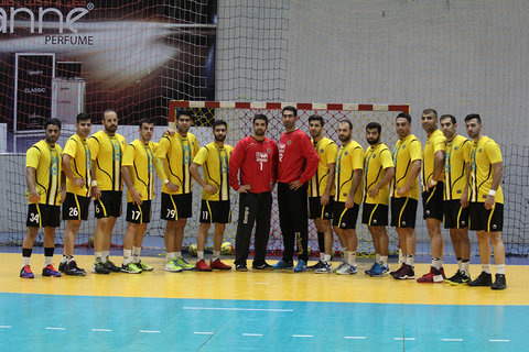 سپاهان اصفهان ۲۶ - نیروی زمینی تهران ۲۷