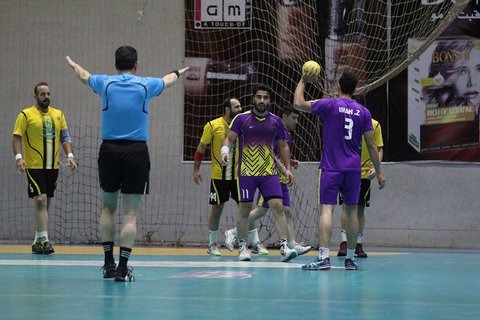 سپاهان اصفهان ۲۶ - نیروی زمینی تهران ۲۷