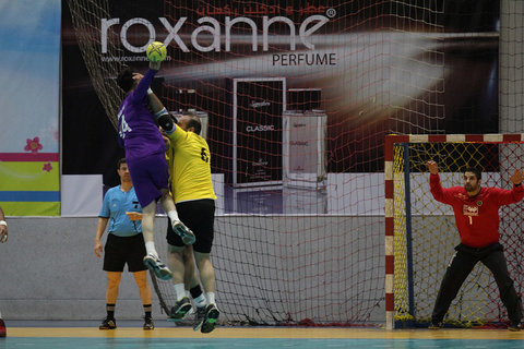 سپاهان اصفهان ۲۶ - نیروی زمینی تهران ۲۷