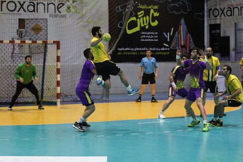 سپاهان اصفهان ۲۶ - نیروی زمینی تهران ۲۷