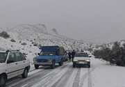 برف و باران در جاده‌های ۱۰ استان/انسداد فصلی ۵ محور