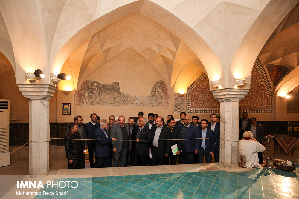 بازدید شهردار و اعضای شورای شهر اصفهان از جاذبه های گردشگری در منطقه ۱۱ اصفهان
