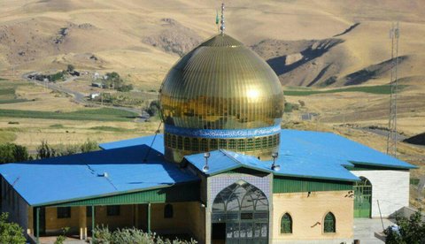 امامزاده سیدمحمد فریدونشهر قابلیت تبدیل شدن به قطب گردشگری مذهبی را دارد