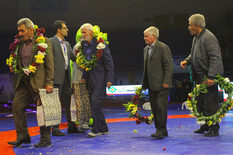 مراسم تجلیل از پیشکسوتان کشتی اصفهان در حاشیه مسابقات کشتی فرنگی جام باشگاه‌های جهان 