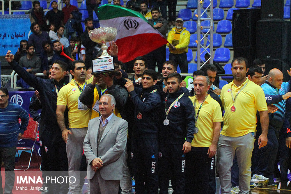 اصفهان، قهرمان مسابقات کشتی فرنگی جام باشگاه‌های جهان