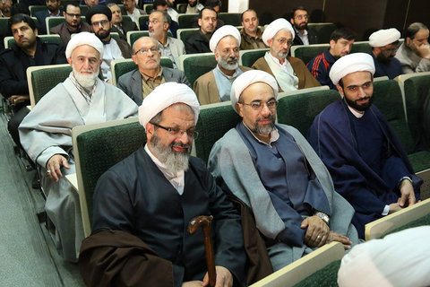 برگزاری همایش وحدت حوزه و دانشگاه در دانشگاه اصفهان‎