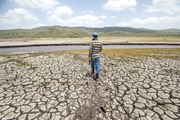 جیره‌بندی آب کشاورزی قطعی است/ذخیره سد زاینده‌رود ۱۴۲ میلیون مترمکعب