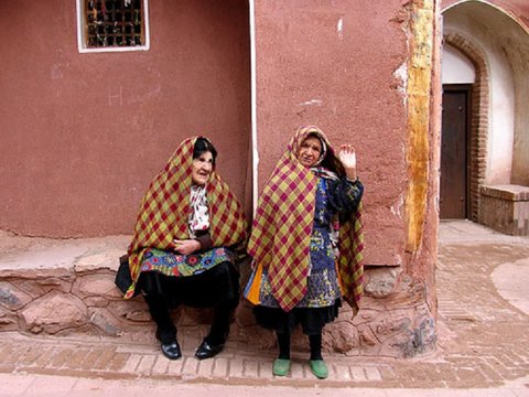 لباس سنتی ابیانه، میراث ناملموس هزار ساله