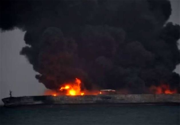 ورود آتشخوار ژاپنی به عملیات اطفای حریق نفتکش ایرانی