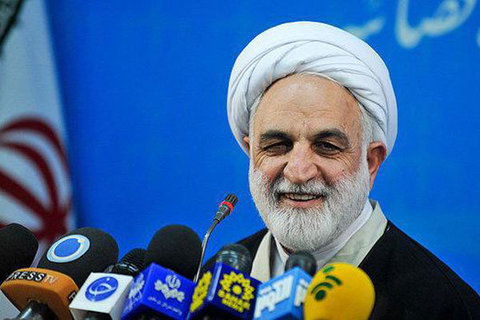 آزادی شهردار مستعفی تهران با وثیقه صحت ندارد