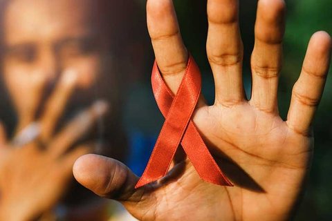 ۱۲ هزار و ۵۰۰ نفر از مبتلایان ایدز در ایران تحت درمان هستند