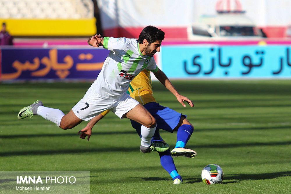 اصفهان میزبان کارگاه دانش‌افزایی مربیان فوتبال