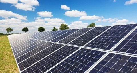رونق اقتصاد شهر با راه‌اندازی نیروگاه‌های خورشیدی 