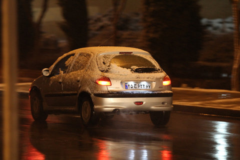 بارش برف زمستانی در اصفهان