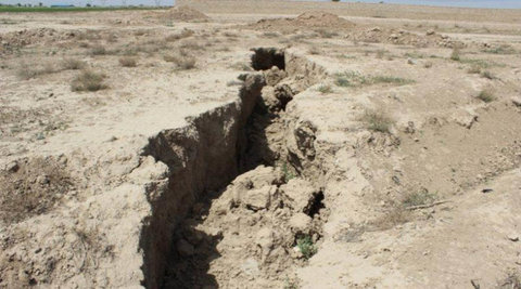  دشت های ممنوعه استان اصفهان سالانه یک متر کاهش سطح آبخوان دارد