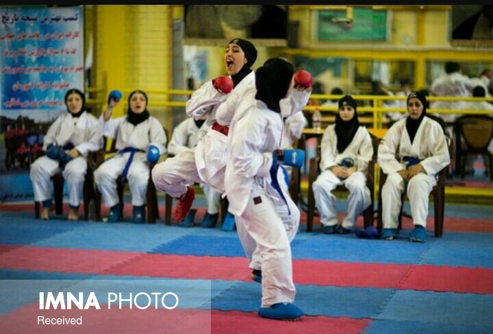 هیأت کاراته اصفهان نایب‌قهرمان سوپرلیگ کاراته بانوان شد