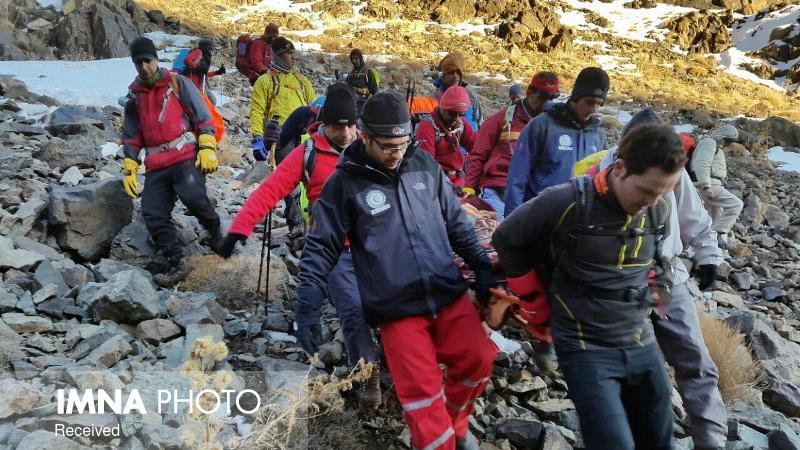نجات سه کوهنورد در ارتفاعات کرکس