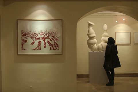 گشایش نمایشگاه "ریشه‌ها و سنگ‌ها"  