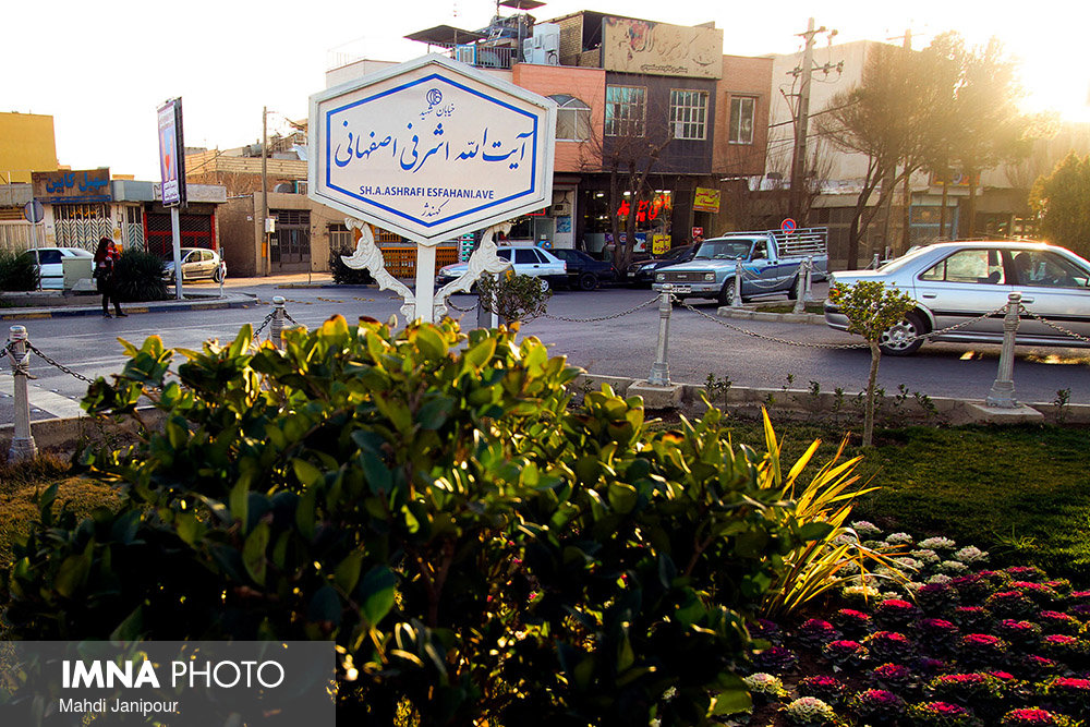 تابلوی خیابان‌های منطقه ۹ اصفهان یکسان‌سازی می‌شود