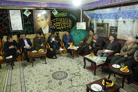 دیدار رییس سازمان فرهنگی با خانواده شهید مرتضی صمدیه لباف - ۱۷ بهمن ۱۳۹۶ 