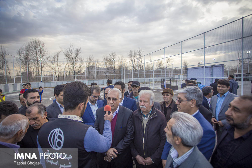 نوروزی: برای رفع مشکلات دروازه غربی اصفهان تلاش می کنیم