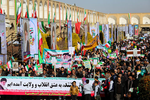 راهپیمایی مردم اصفهان به مناسبت پیروزی شکوهمند انقلاب اسلامی