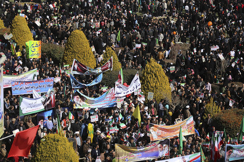 راهپیمایی مردم اصفهان به مناسبت پیروزی شکوهمند انقلاب اسلامی