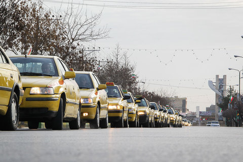 راهپیمایی و رژه تاکسی ها بمناسبت ۲۲بهمن-نجف آباد