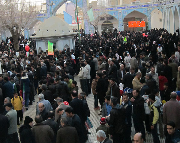 خروش انقلابی مردم تیران و کرون در ۲۲ بهمن