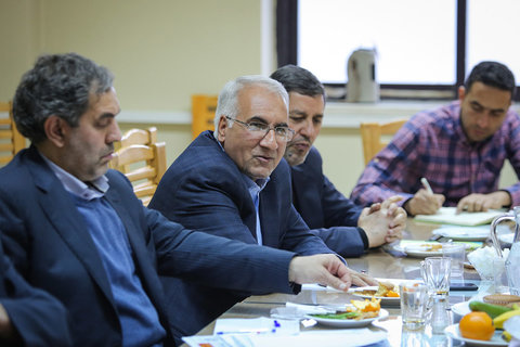 حضور شهردار اصفهان در جلسه هیئت امنای خانه ریاضیات