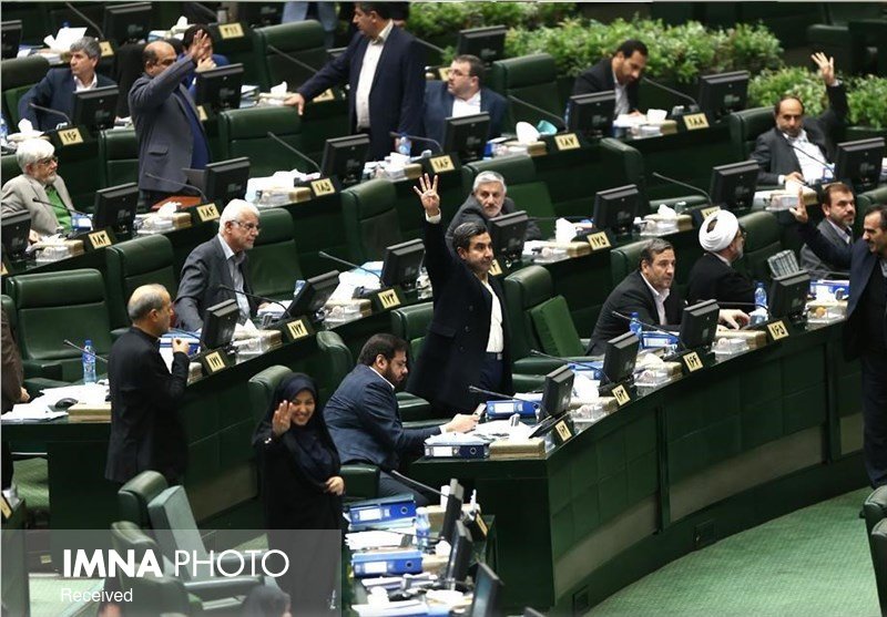 مجلس با مستثنی‌کردن شهردار تهران مخالفت کرد
