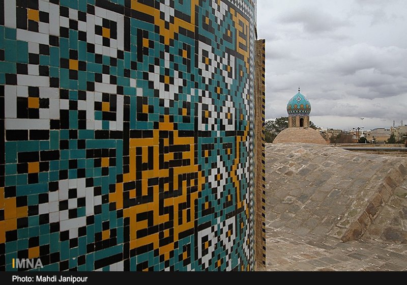 مهارت استاد معارفی در بناهای تاریخی اصفهان، یادگار مانده است