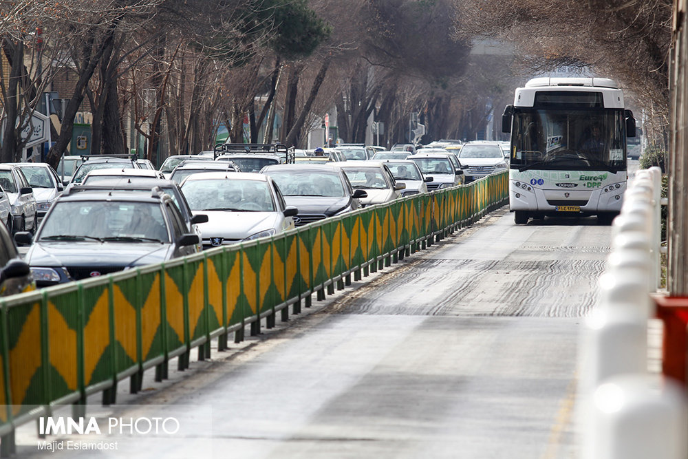 فوت ۱۴ راننده تاکسی و دو راننده اتوبوس تهران بر اثر کرونا