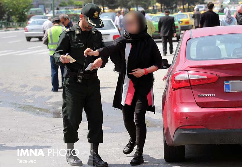 کاهش۸۰ درصدی کشف حجاب در خودروها/ حذف یارانه ۲۴میلیون نفر در دستور کار دولت