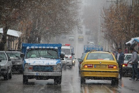 اختلال در ۲ خط اتوبوسرانی تهران بر اثر بارش برف