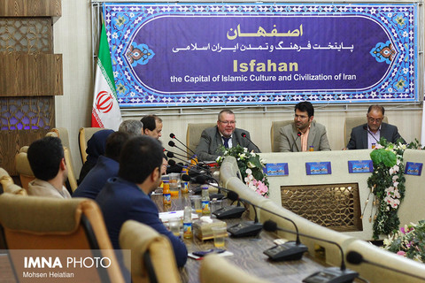 دیدار هیئت آلمانی با مسئولان شهری اصفهان 