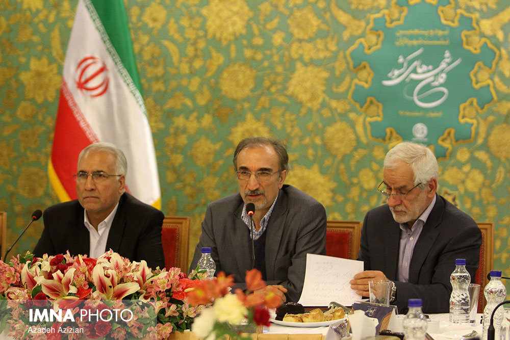 شهردار مشهد: مداخله‌ها مشکلات زیادی را برای شهرداری‌ها ایجاد می کند