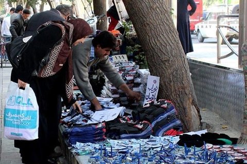 دستفروشان خیابان فردوسی سنندج ساماندهی می‌شوند
