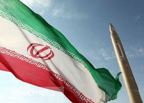 اکثریت ایرانی‌ها خواستار ادامه پیشرفت هسته‌ای و موشکی