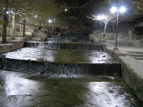 انتقال آب شرب به پارک آبشار سمیرم
