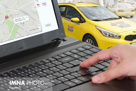 تضعیف تاکسی‌های آنلاین مشکل شهرداری را حل نمی‌کند