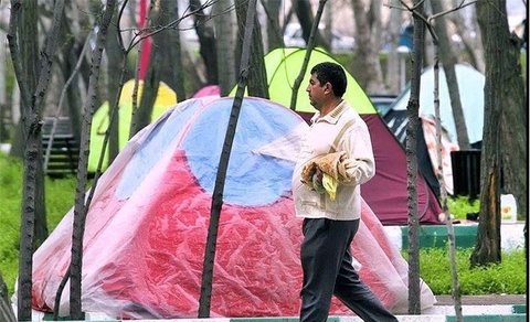 جمع‌آوری ۲۸۲ چادر مسافرتی از سطح پارک‌های شهر