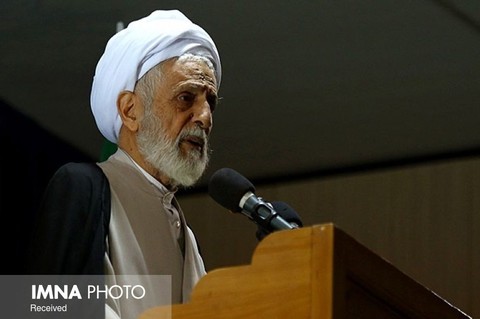 مصرف کالای ایرانی ارج نهادن دسترنج برادر ایرانی و مسلمان است