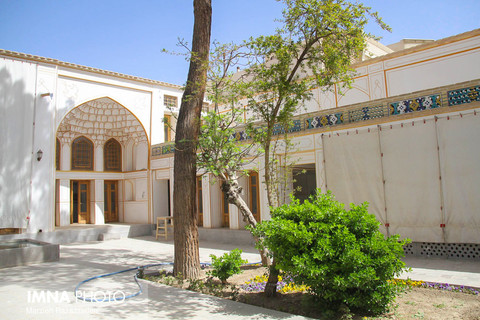 آرامگاه سید شفتی اصفهان 